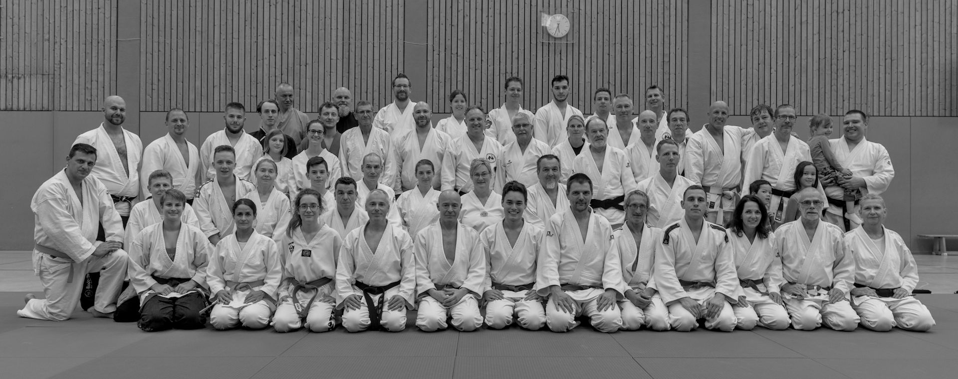 Gruppenbild 25. internationalen & verbandsoffenen Ju-Jitsu Lehrgang